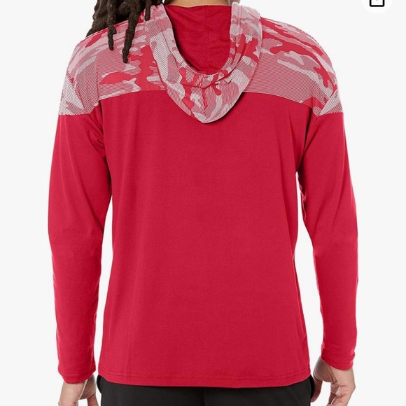 ARIZONA CARDINALS TEAM COLOR LIGHTWEIGHT
HOOD W/ CAMO LINES YOKE & HOOD - Picture 2 of 3